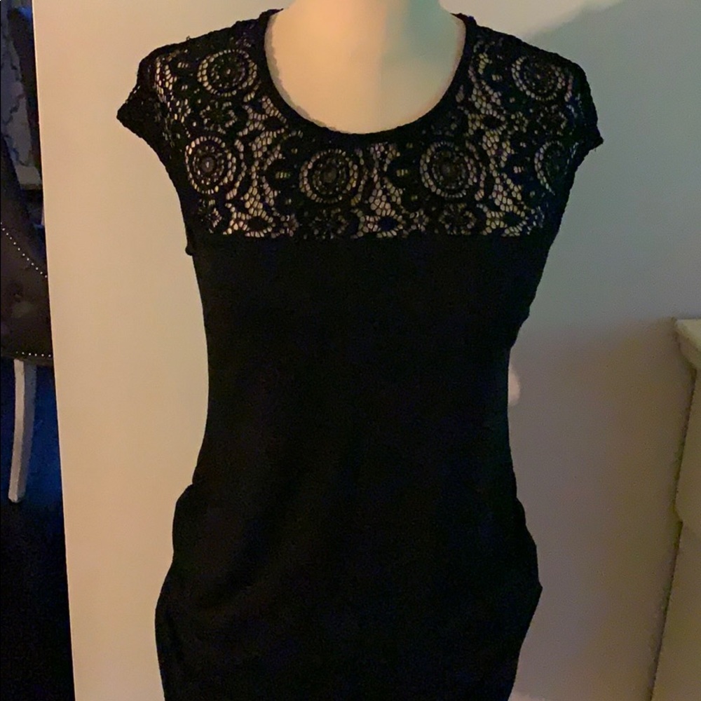 Black lace looking maternity top
